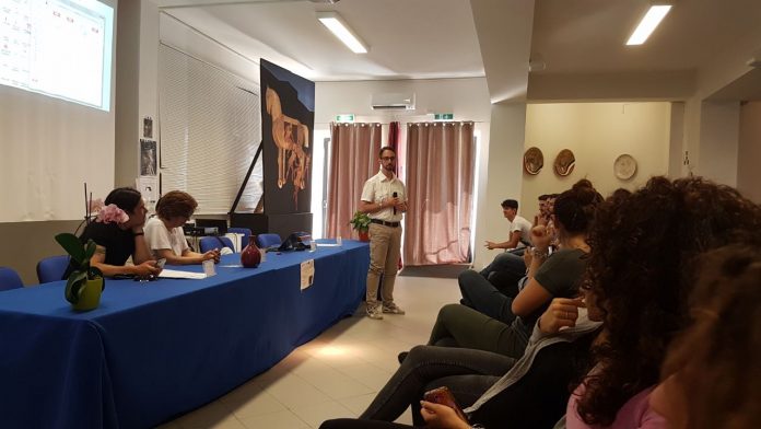 Cetrato (Cs) | 'Matematicamente... pensando', i docenti di matematica dell'Unical incontrano gli studenti del liceo scientifico 'S. Lopiano'