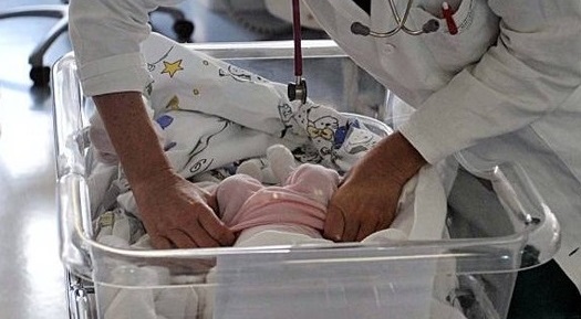Ospedale Annunziata di Cosenza | La storia della neonata abbandonata tre volte: non può essere operata perché è figlia di nessuno