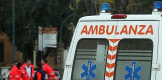 Afragola (Na), 16enne precipita da ponteggio di uno stabile abbandonato: è grave