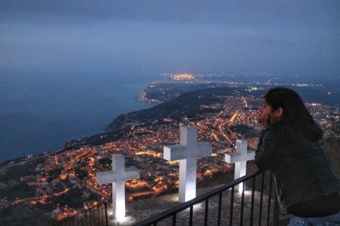 Calabria, la 20enne Giulia De Marco: «Lascio la mia terra, mi sento codarda»