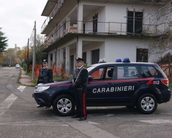 Calabria, donna si finge medico dell'Inps e deruba coppia: denunciata