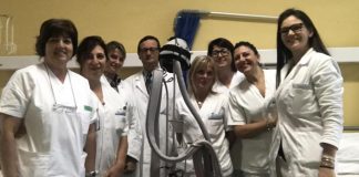 Al Sant'Anna di Torino il casco per non perdere i capelli durante la chemioterapia