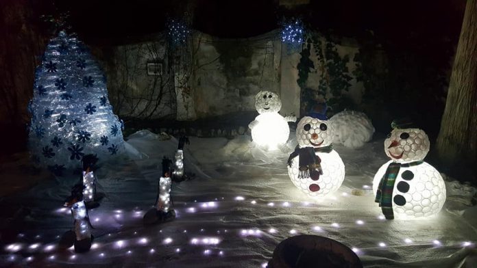 A Sangineto il 'Natale delle meraviglie' grazie ai materiali riciclati