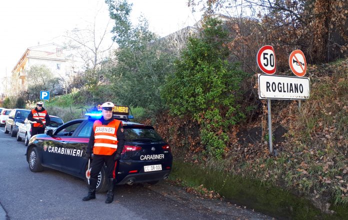 Calabria, investe donna e scappa: carabinieri rintracciano il presunto pirata della strada