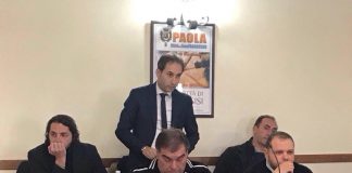 Paola, Di Natale: «Credibilità dell'ente compromessa, ho pagato di tasca mia i pali della luce»