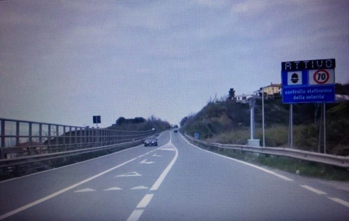 [VIDEO] Autovelox a Belvedere, il dispositivo che sta mettendo in ginocchio la costa tirrenica