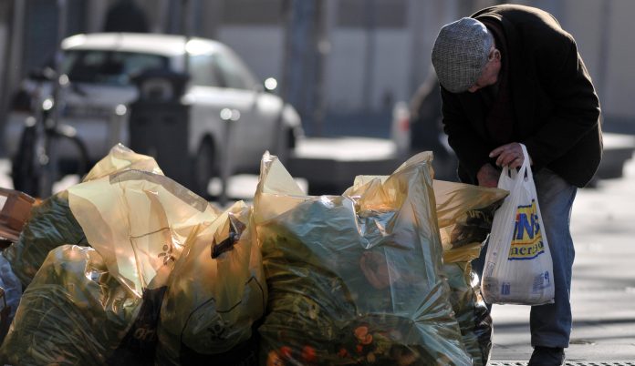 Povertà tra Praia e Tortora: solo numeri, solo anonimi, solo silenzio