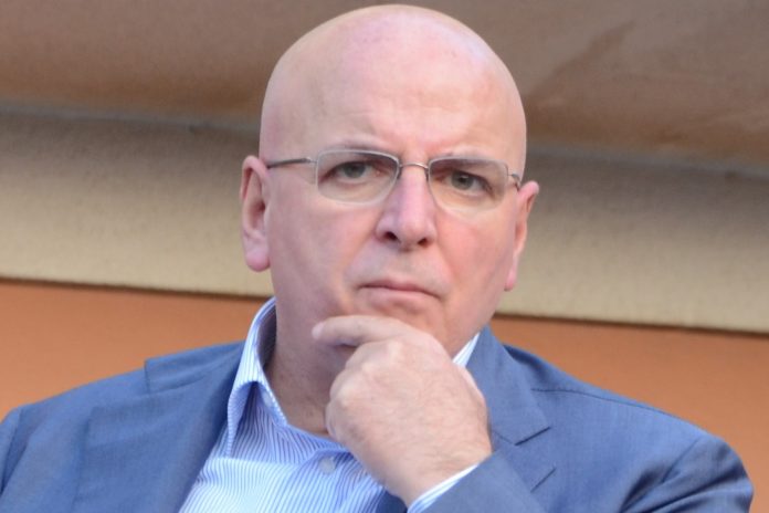 Abuso d'ufficio, la procura di Catanzaro indaga sul presidente della Regione Calabria Mario Oliverio