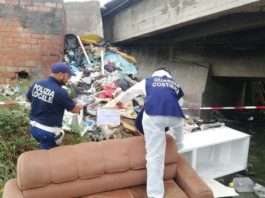 A Brancaleone sequestrata una discarica abusiva di rifiuti