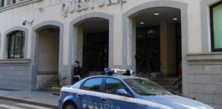 Reggio Calabria: tenta scippare donna anziana, arrestato minore