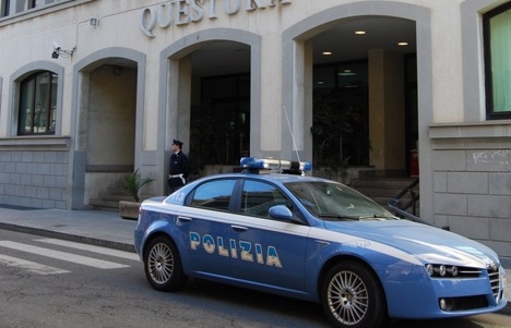 Reggio Calabria: tenta scippare donna anziana, arrestato minore