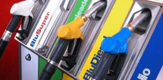 Sequestrato distributore di carburante nel cuore di Cosenza