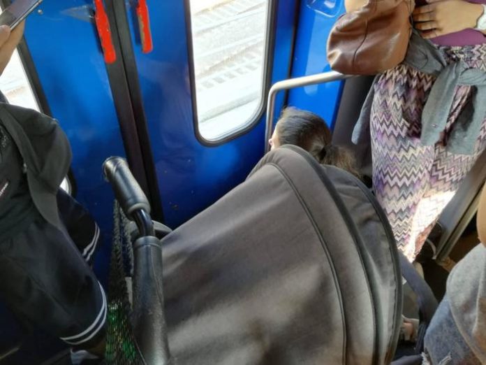 Assalto ai treni in partenza da Napoli diretti in Calabria, disagi per i passeggeri