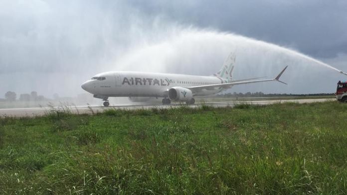 Lamezia Terme, oggi il primo volo 'Air Italy