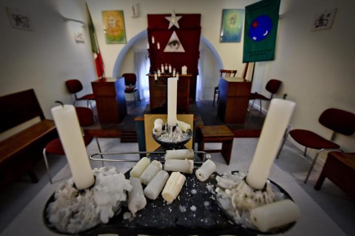 Deputati e assessori Ars obbligati da una nuova legge a dichiarare l'affiliazione massonica