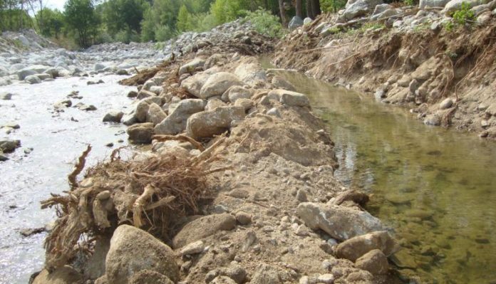 Granato, due esposti a Gratteri sulla funicolare e sull'allargamento del torrente Beltrame