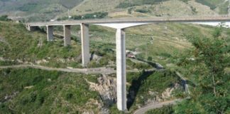 Vertice in Prefettura, Anas: «Il ponte di San Nicola Arcella non è a rischio crollo»