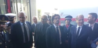 Reggio Calabria, ministro Toninelli inaugura nuovi Intercity