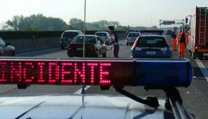 Laino Borgo (Cs) | Scontro su A3 su tratto a corsia unica per lavori: due morti, tra cui un bambino