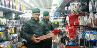 Calabria, sequestrati 21 mila prodotti illegali