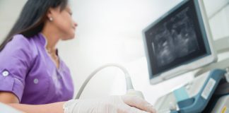 Aborti alla clinica, Nesci replica a iGreco: «Andrò io in Procura, che non è una tv»