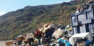 [FOTO] Verbicaro, denunce inutili: quintali di rifiuti lasciati incustoditi a terra