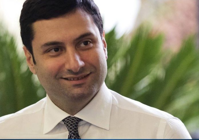 Perché il Pd calabrese non ha contestato la candidatura di Andrea Gentile?