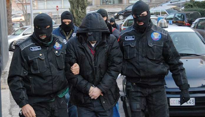 'Ndrangheta, fermati esponenti della cosca Soriano: c'è anche il boss Leone