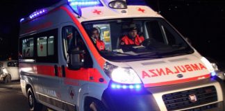 Tragedia a Locri: travolto da due auto, muore pedone lungo la statale 106