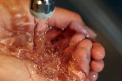 Catanzaro, acqua inquinata: Codacons diffida Comune e chiede sospensione dei pagamenti